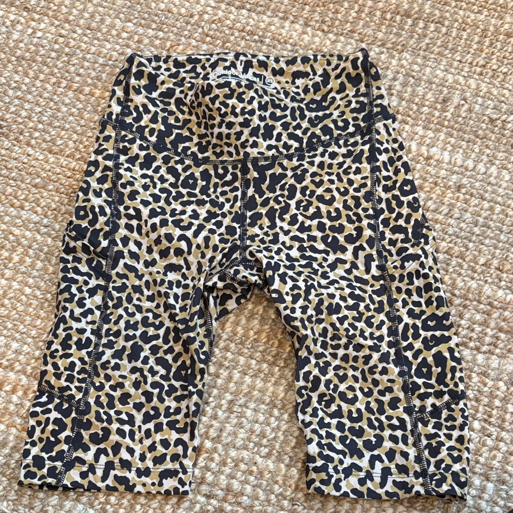 Outdoor Voices Leopard Print Leggings